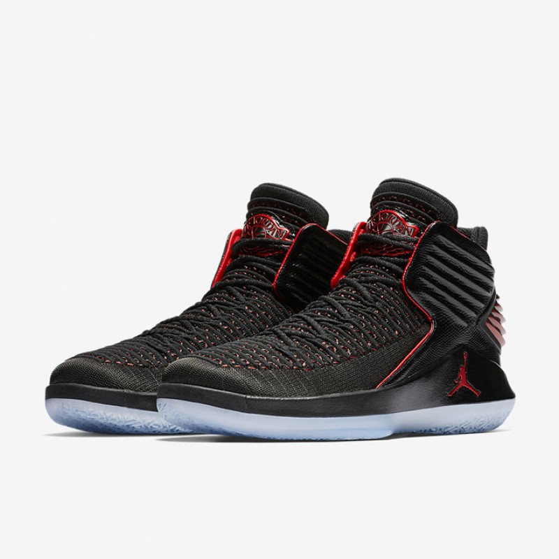 SEPATU BASKET AIR JORDAN AJ XXXII