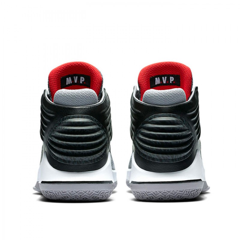 SEPATU BASKET AIR JORDAN AJ 32
