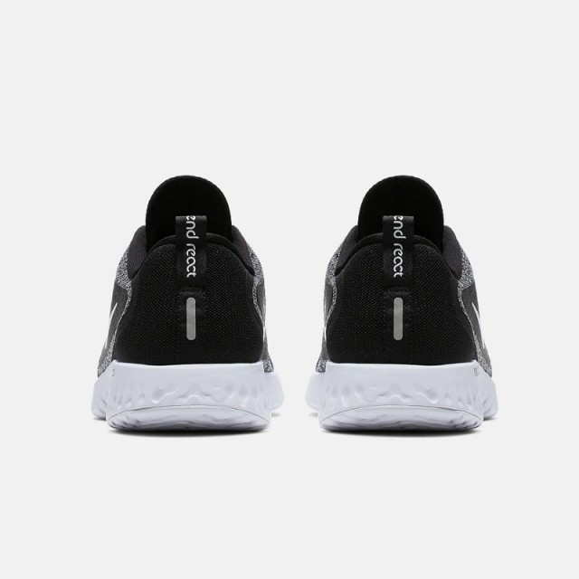 SEPATU LARI NIKE Legend React