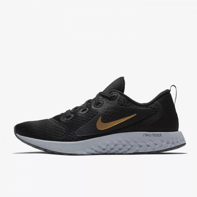 SEPATU LARI NIKE Wmns Legend React
