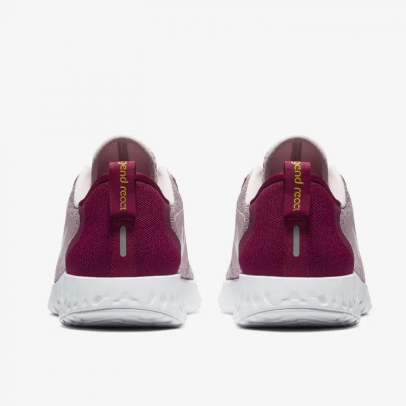 Wmns Legend React foto 4