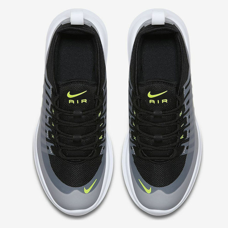 SEPATU SNEAKERS NIKE Air Max Axis