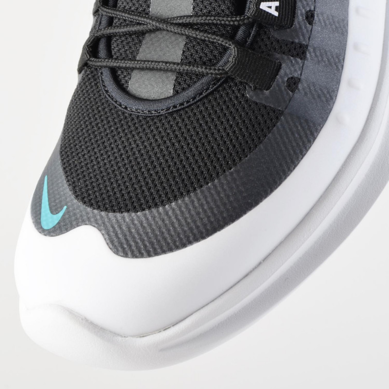 SEPATU SNEAKERS NIKE Air Max Axis