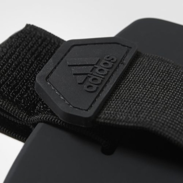 AKSESORIS LARI ADIDAS Run Media Arm Pocket