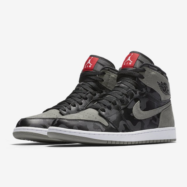 SEPATU BASKET AIR JORDAN AJ 1 Retro High Premium