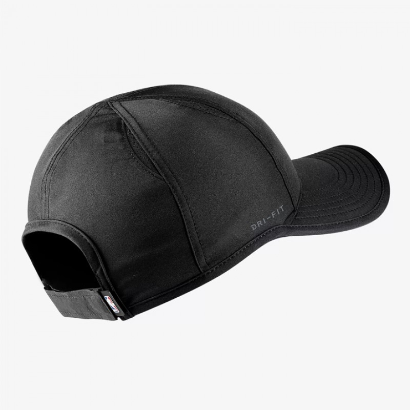 AKSESORIS BASKET NIKE Boston Celtics Nike AeroBill Featherlight Hat