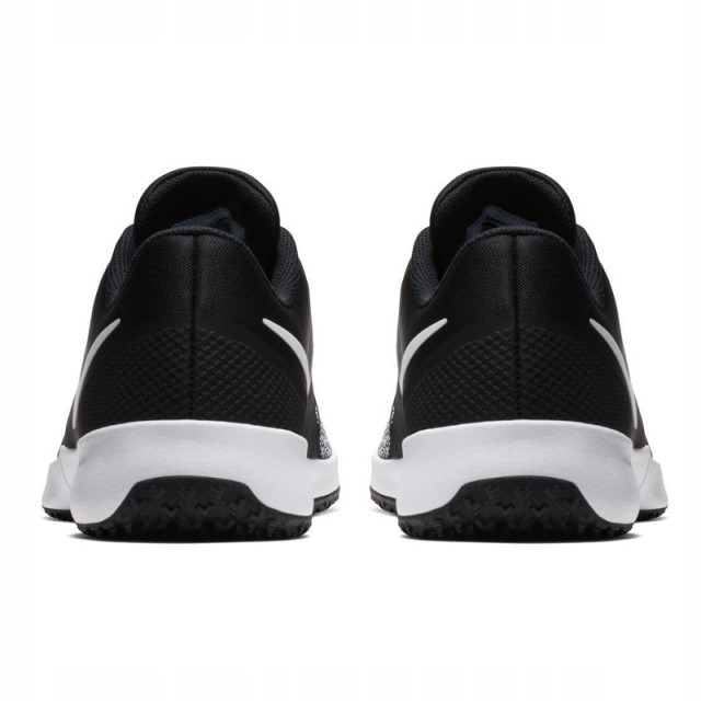 SEPATU TRAINING NIKE Varsity Compete Trainer