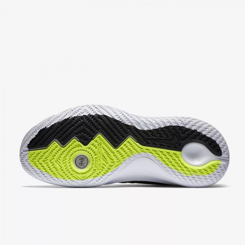 SEPATU BASKET NIKE Kyrie Flytrap