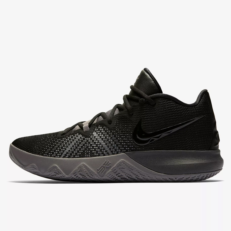 SEPATU BASKET NIKE Kyrie Flytrap