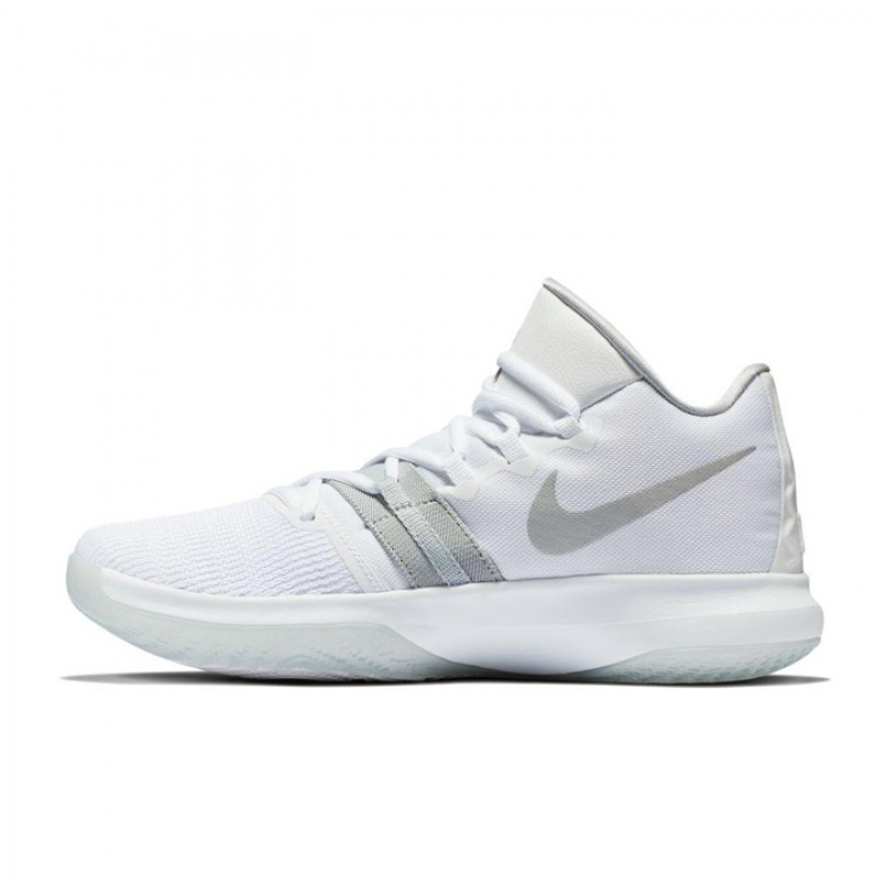 SEPATU BASKET NIKE Kyrie Flytrap