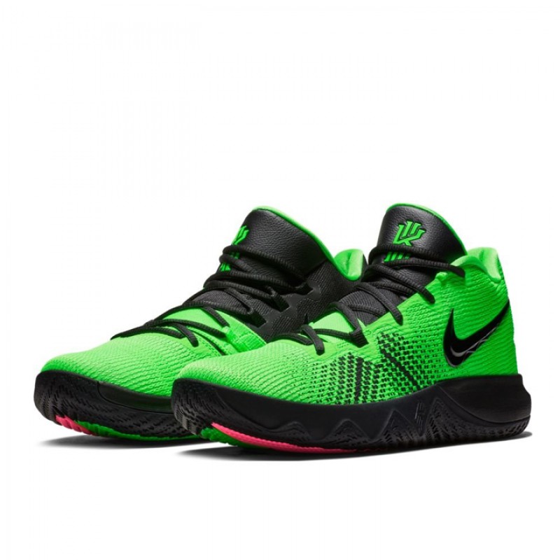 SEPATU BASKET NIKE Kyrie Flytrap