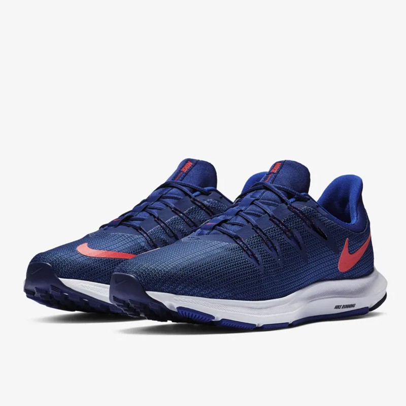SEPATU LARI NIKE Quest