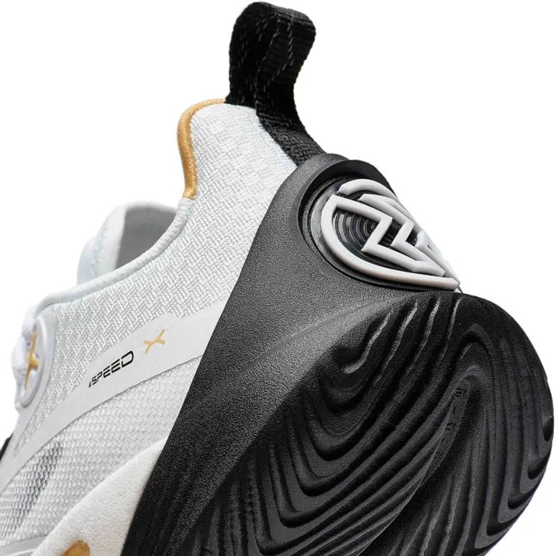 SEPATU BASKET LI-NING Speed X