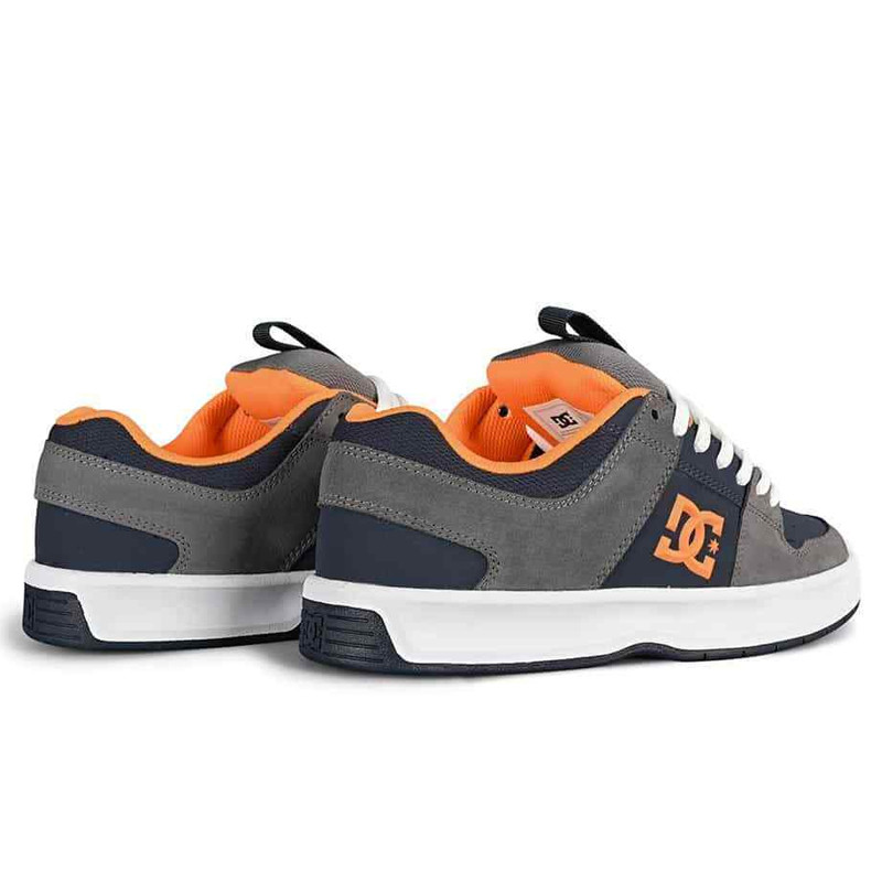 SEPATU SKATE DC SHOES LYNX ZERO