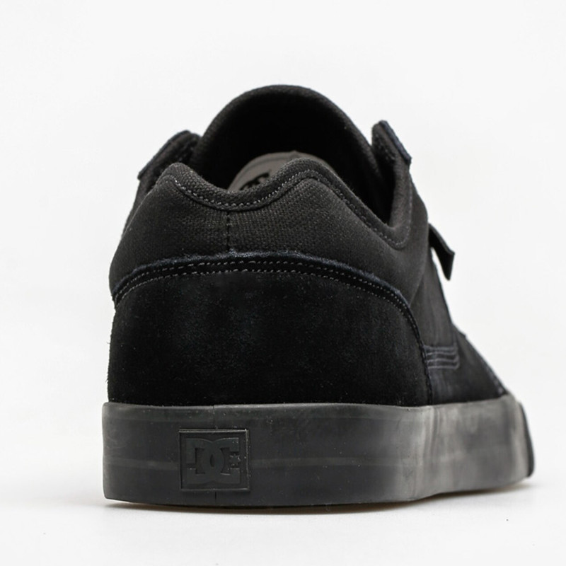 SEPATU SKATE DC SHOES Tonik