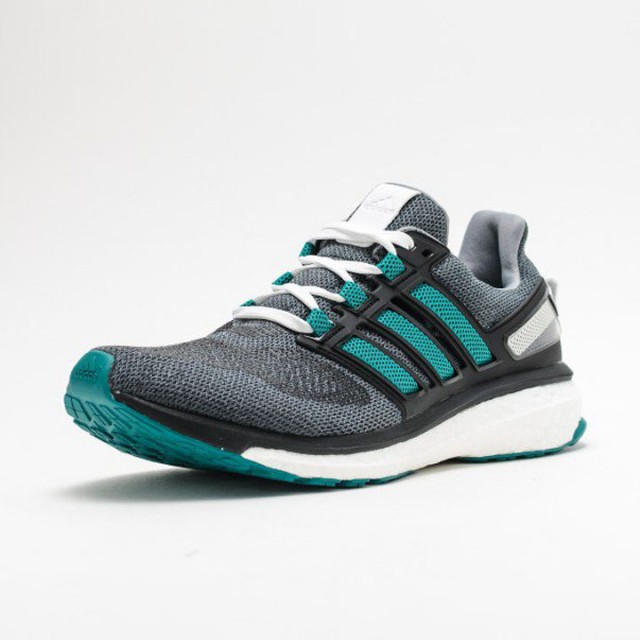 SEPATU LARI ADIDAS Energy Boost 3 M