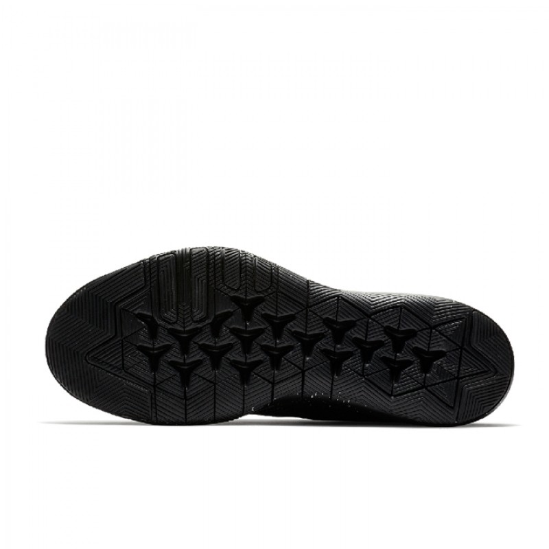 SEPATU TRAINING NIKE Wmns Flex Trainer 7
