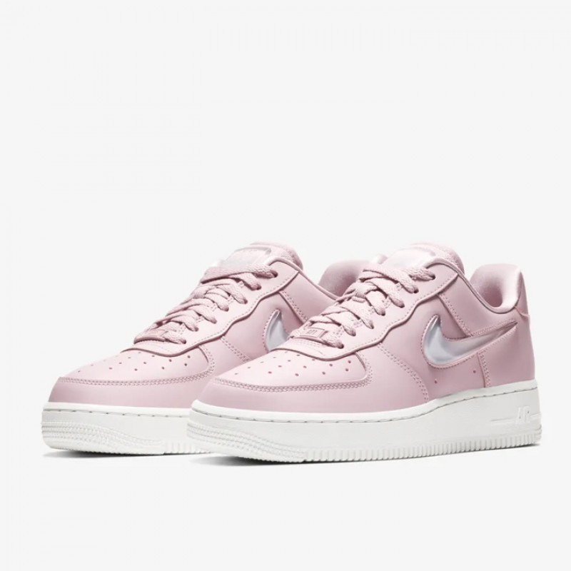 SEPATU SNEAKERS NIKE Wmns Air Force 1 '07 SE Premium