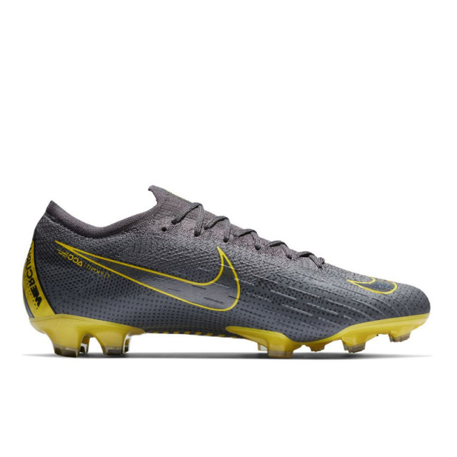SEPATU FOOTBALL NIKE Vapor 12 Elite FG