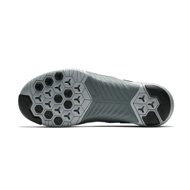 SEPATU TRAINING NIKE Free X Metcon