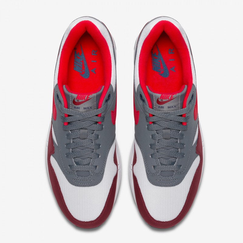SEPATU SNEAKERS NIKE Air Max 1