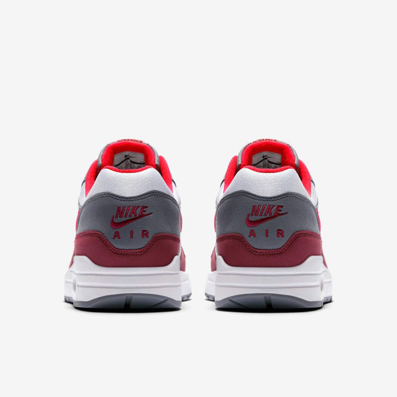 SEPATU SNEAKERS NIKE Air Max 1