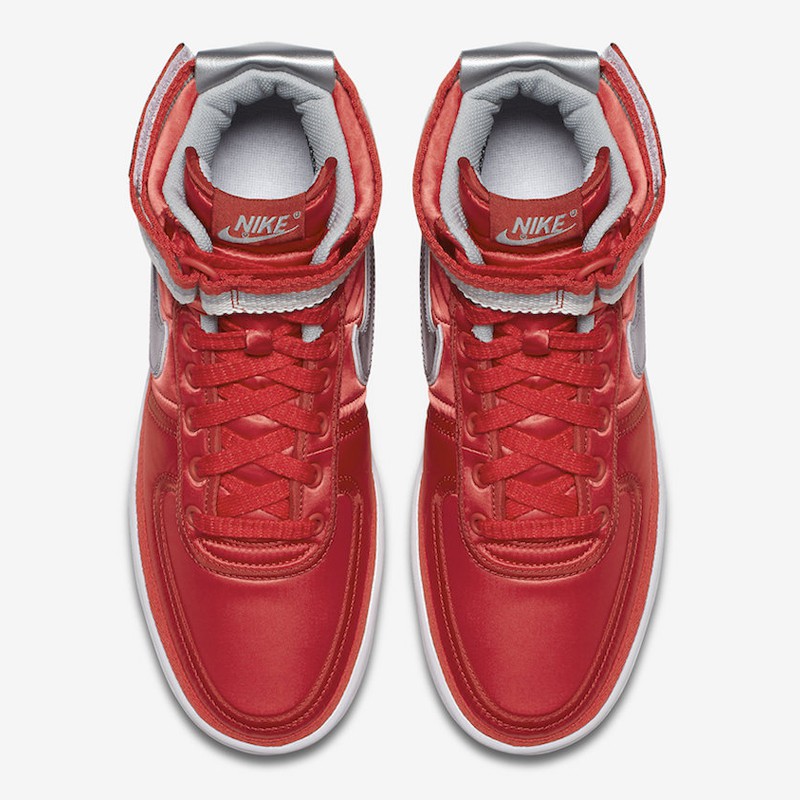 SEPATU SNEAKERS NIKE Vandal High Supreme