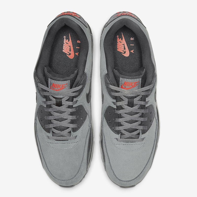 SEPATU SNEAKERS NIKE Air Max 90 Essential