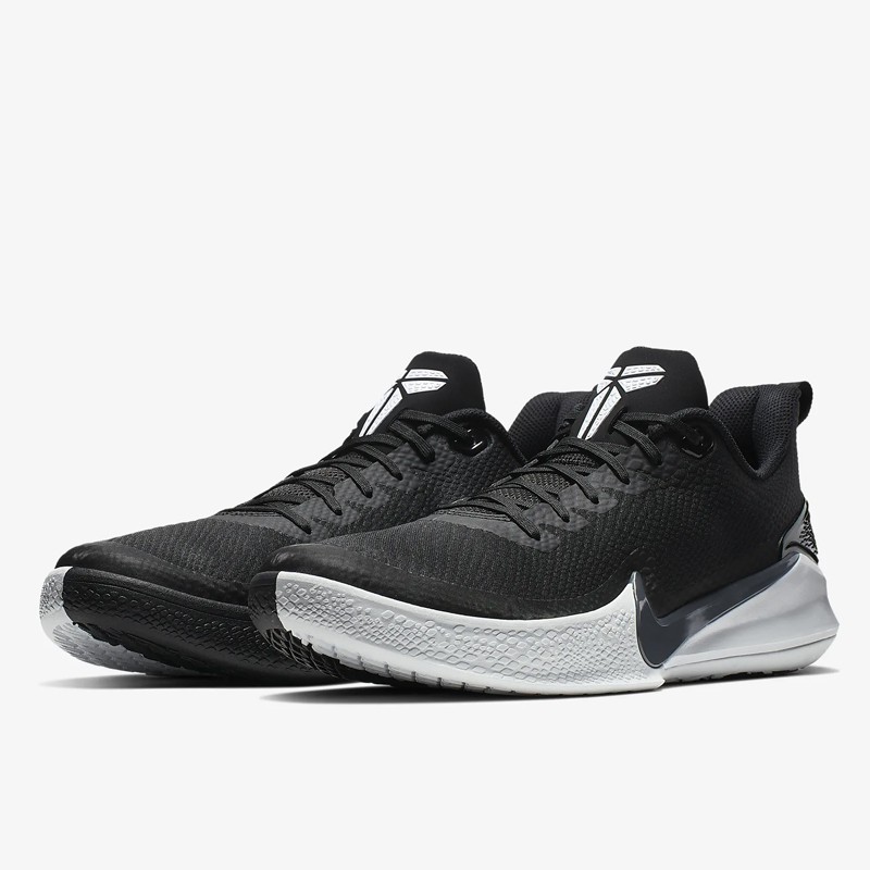 SEPATU BASKET NIKE Mamba Focus