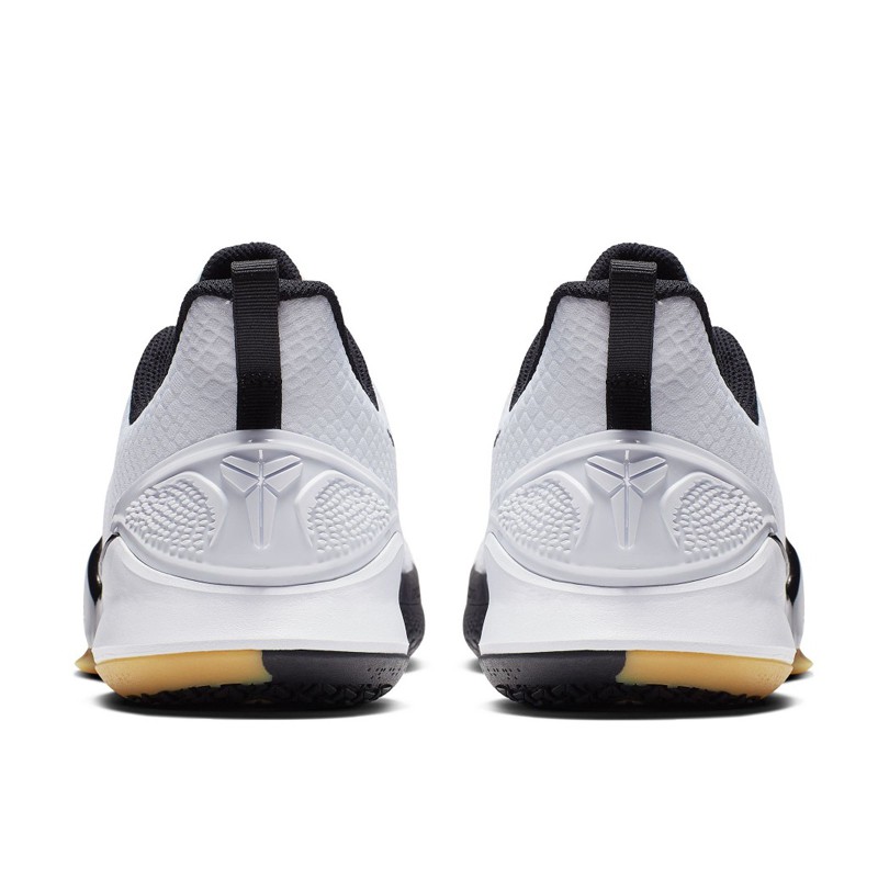 SEPATU BASKET NIKE Mamba Focus