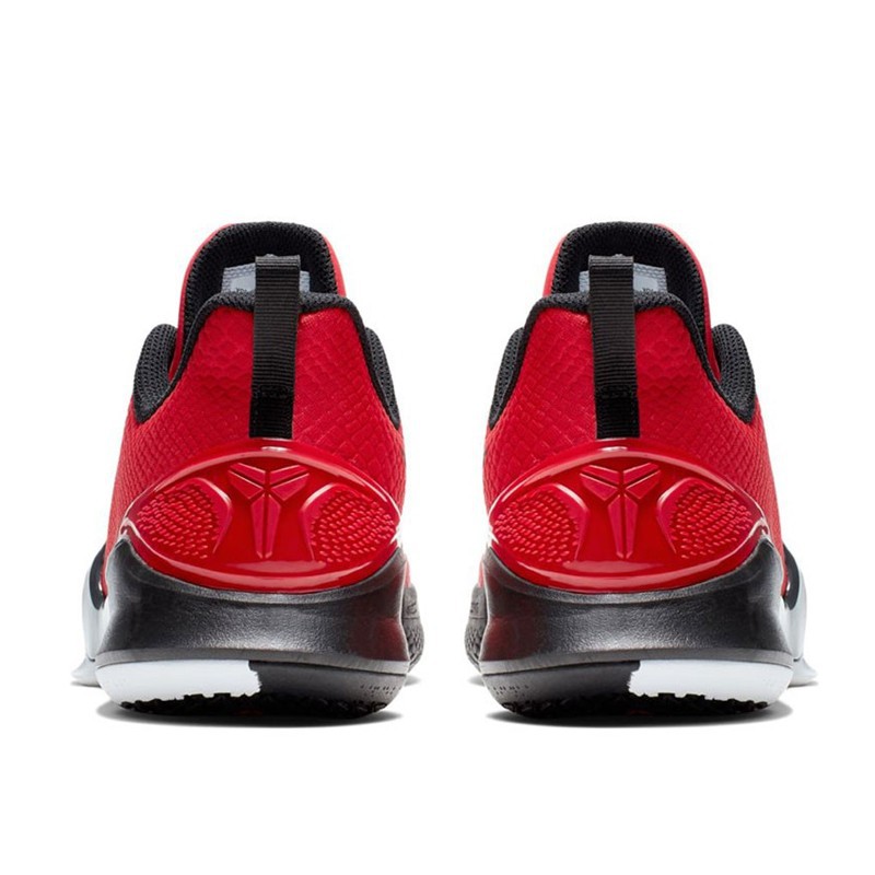 SEPATU BASKET NIKE Mamba Focus
