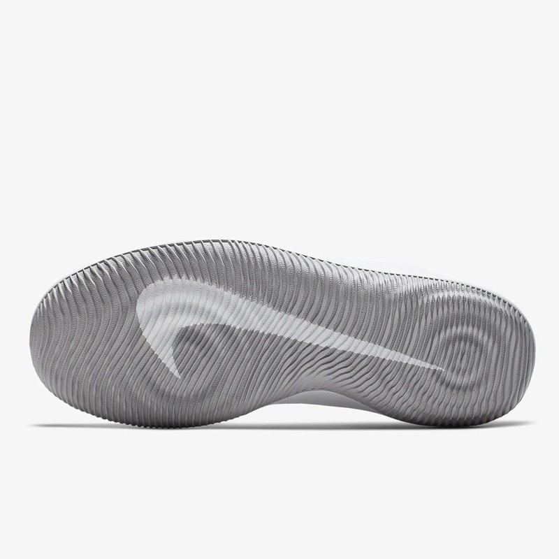 SEPATU BASKET NIKE Fly.By Low 2