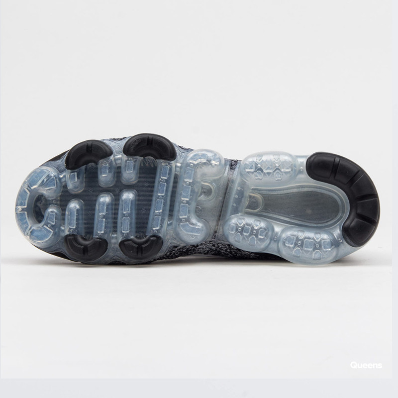 SEPATU LARI NIKE Wmns Air VaporMax Flyknit 3