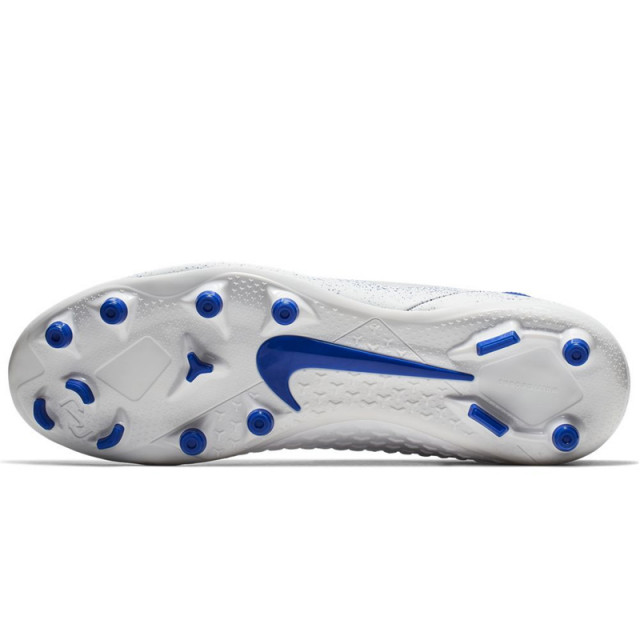 SEPATU FOOTBALL NIKE Phantom Vision Club DF MG