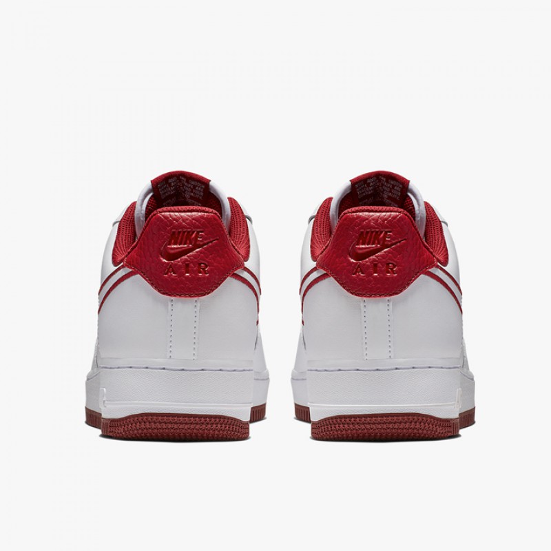 SEPATU SNEAKERS NIKE Air Force 1 '07 Leather