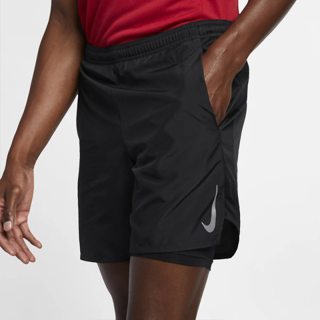 CELANA LARI NIKE Challenger 18cm 2-in-1 Shorts
