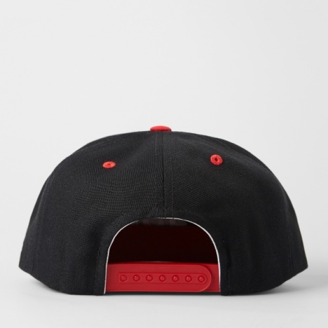 AKSESORIS BASKET ADIDAS Chicago Bulls Cap