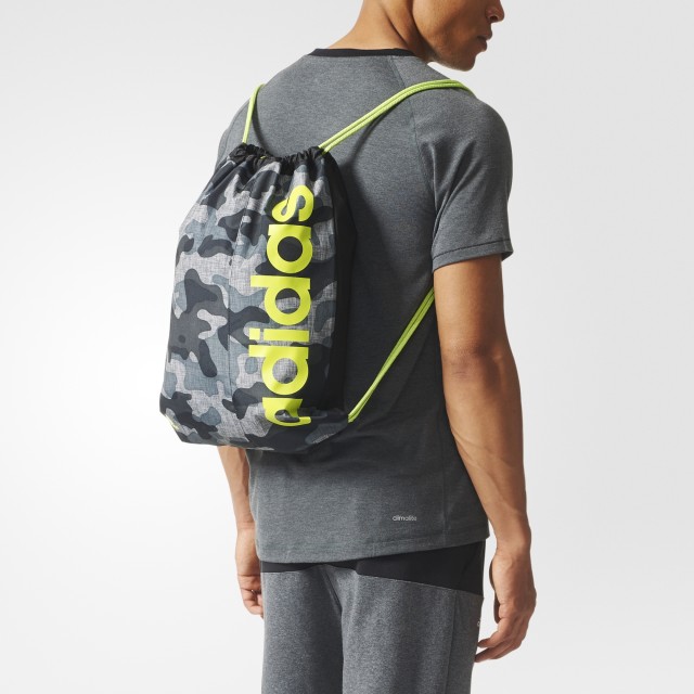 PERALATAN SNEAKERS ADIDAS Linear Graphic Gym Bag