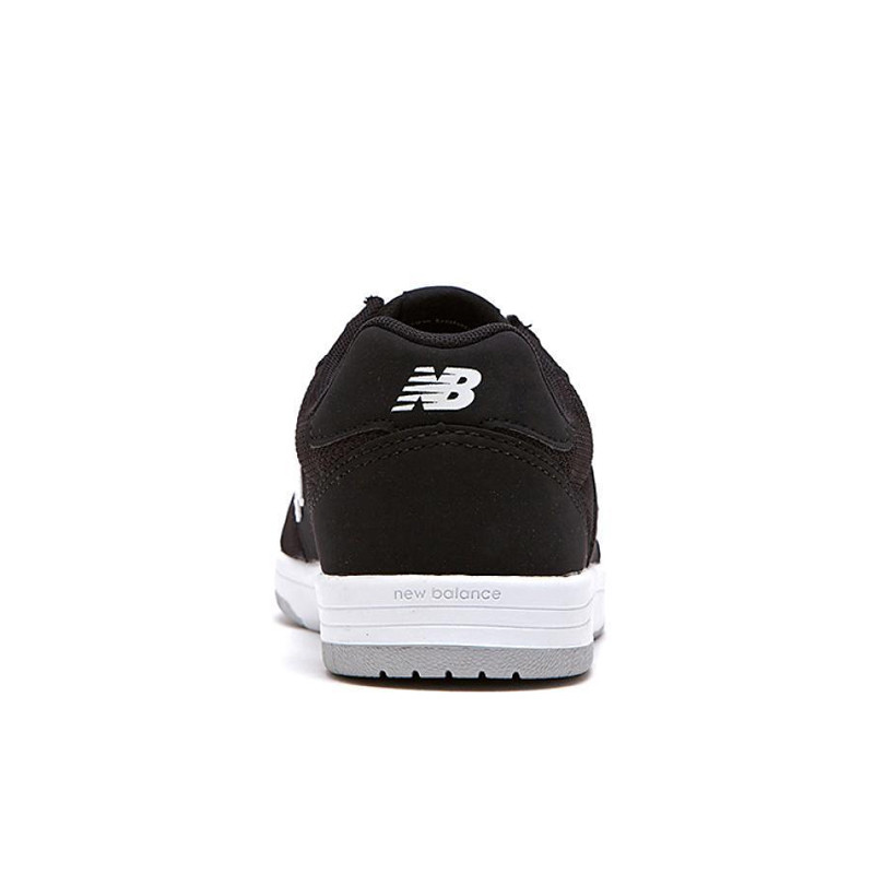 SEPATU SNEAKERS NEW BALANCE AM435