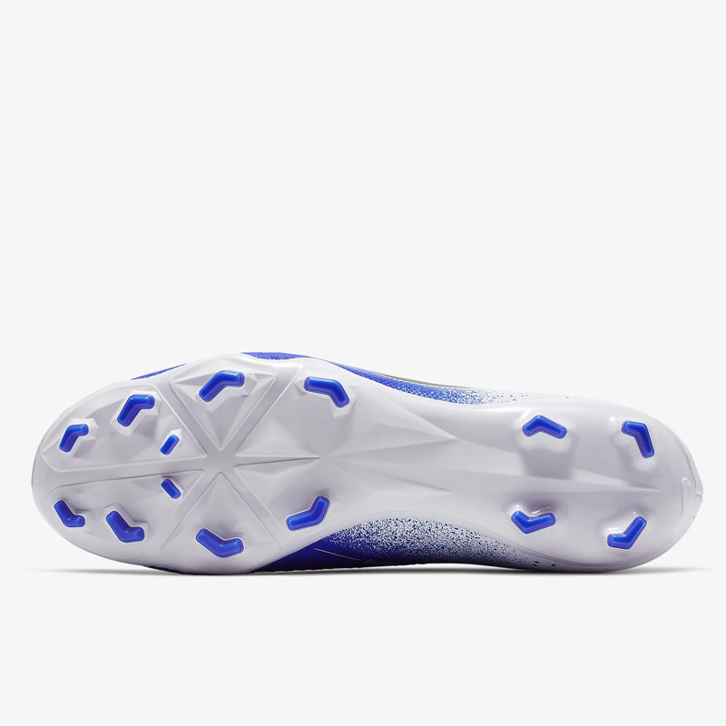 SEPATU FOOTBALL NIKE Phantom Venom Academy FG