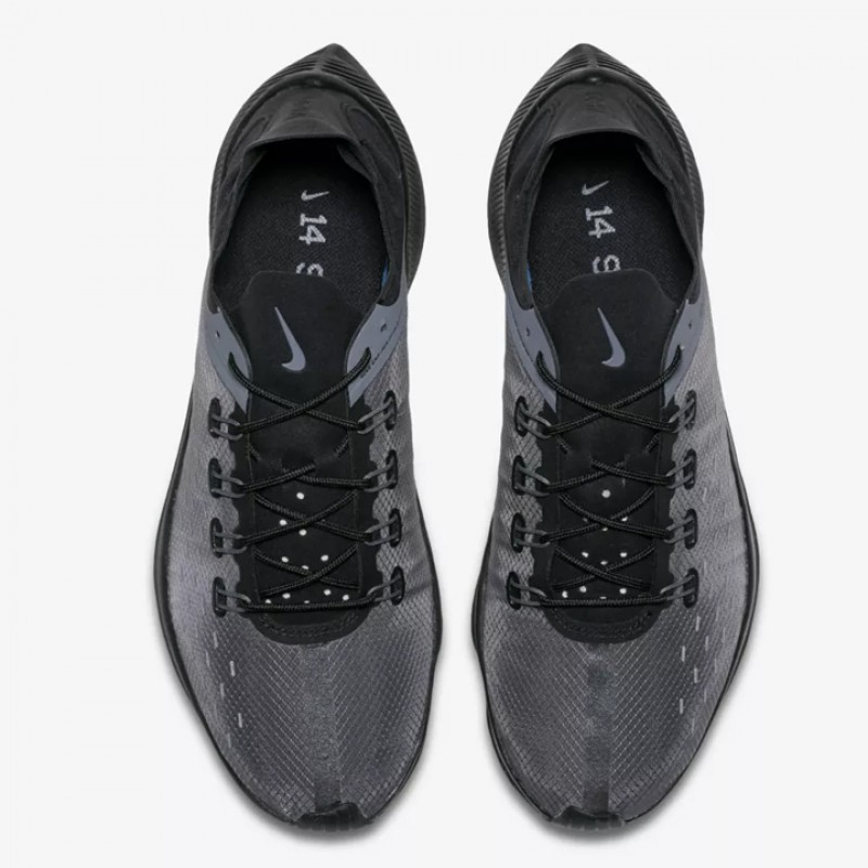 SEPATU LARI NIKE EXP-X14