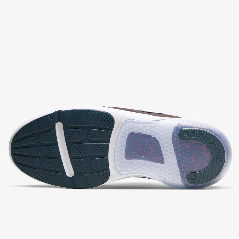 SEPATU LARI NIKE Joyride CC