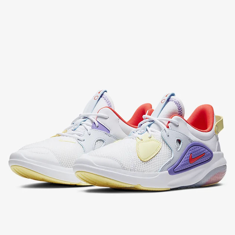 SEPATU LARI NIKE Joyride CC