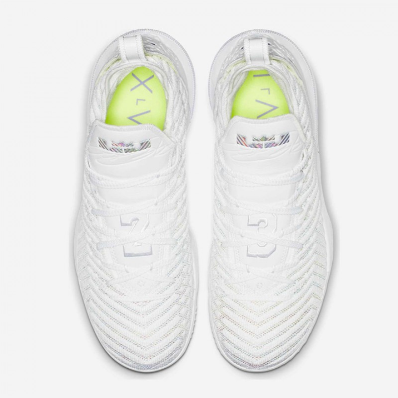 SEPATU BASKET NIKE Lebron 16