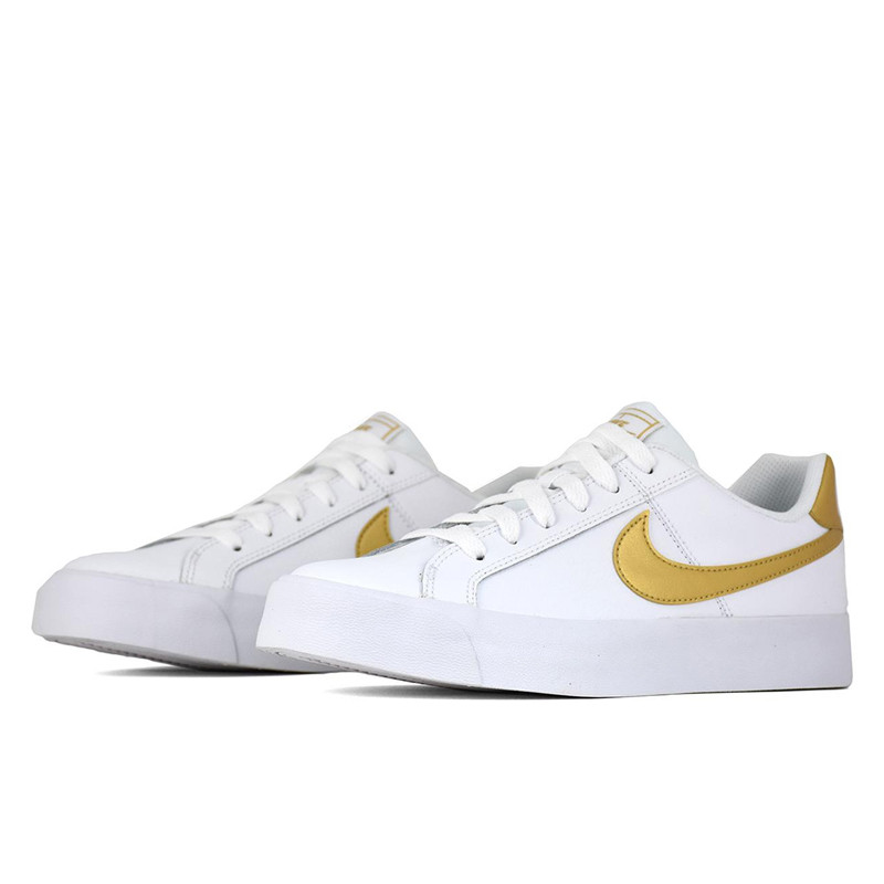 SEPATU SNEAKERS NIKE Wmns Court Royale Ac