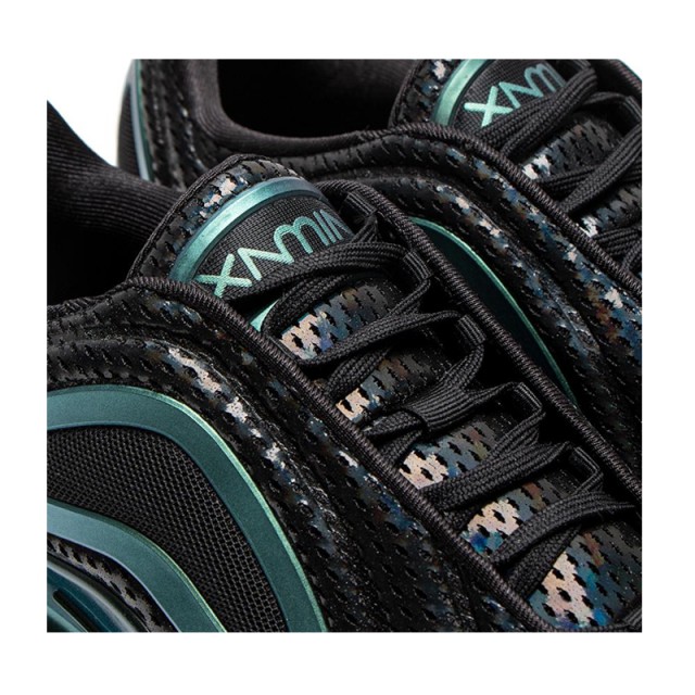 SEPATU SNEAKERS NIKE Air Max 720