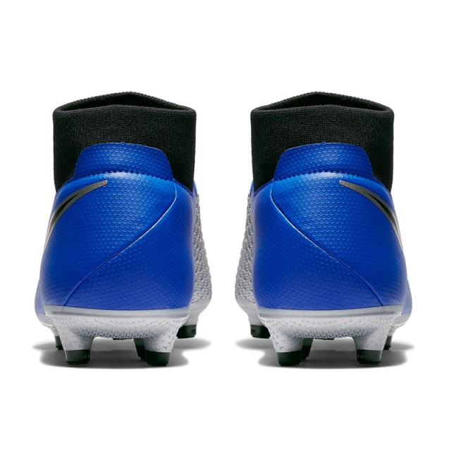 SEPATU FOOTBALL NIKE Phantom Vision Academy Dynamic Fit MG