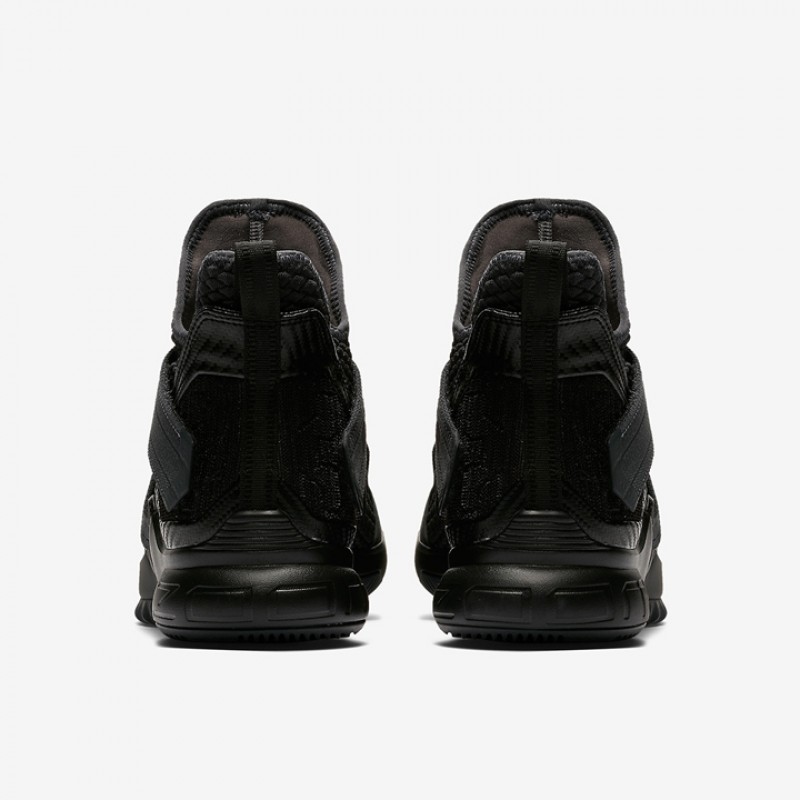 SEPATU BASKET NIKE Lebron Soldier XII SFG