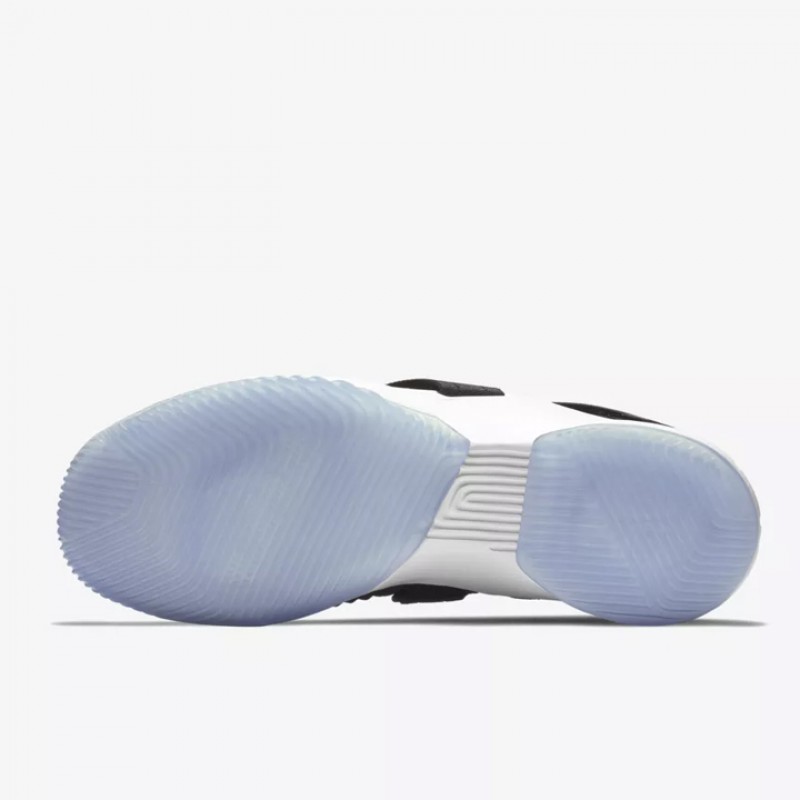 SEPATU BASKET NIKE Lebron Soldier XII SFG