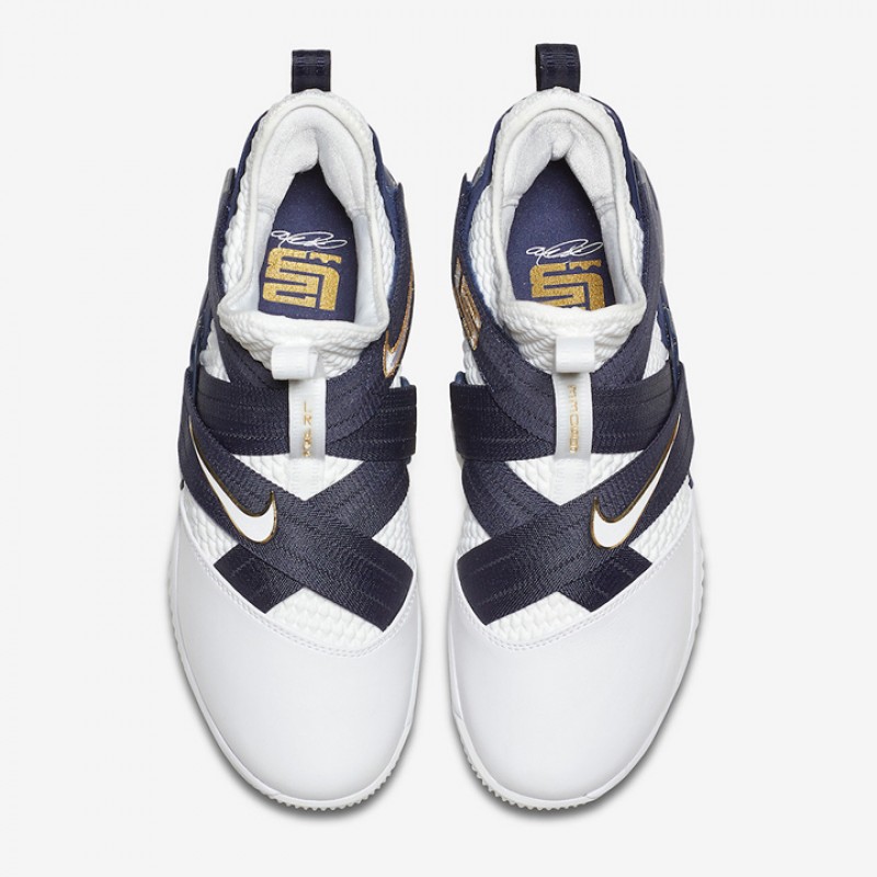 SEPATU BASKET NIKE Lebron Soldier XII SFG
